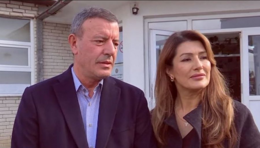 Gashi fton qytetarët e Obiliqit të votojnë  Nuk ka pasur probleme në procesin e votimit deri tani