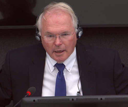 Hill: Në fillim jam përpjekur që të ndërtonim një plan që t’i kthehej autonomia Kosovës