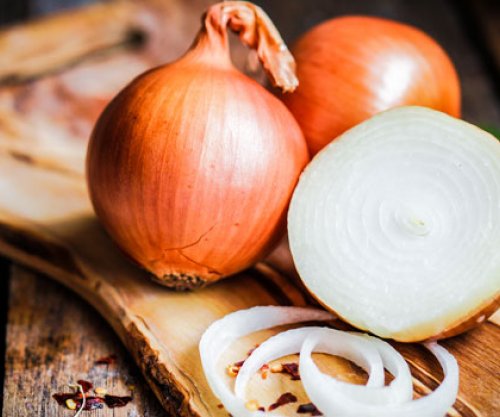 Lëngu i qepës dhe vetitë kurative