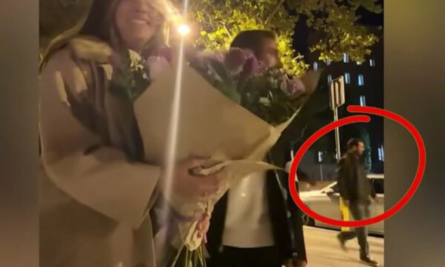 Çift i ri mbeti i habitur – bëri një video në rrugët e Barcelonës e papritur Messi iu shfaq pranë