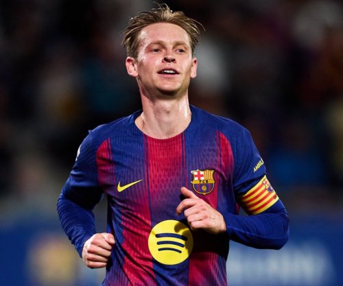 Interesimi nga Premierliga, De Jong: Ka pasur oferta, por jam i lumtur te Barça