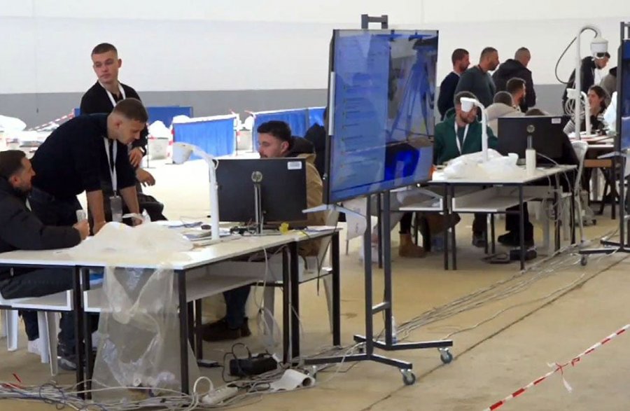KQZ  Verifikimi i votave në Mitrovicë drejt përfundimit  vazhdon rinumërimi i 41 vendvotime në Drenas