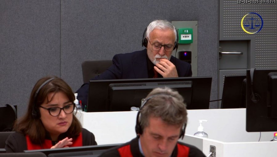 Hill  Krasniqi ishte zëdhënës  ai i bënte të ditura qëllimet e UÇK së