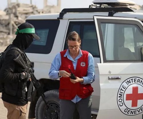 Izraeli e pranon edhe një trup tjetër për të cilin Hamasi thotë se është peng