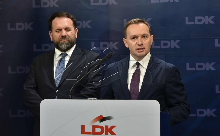 Zogaj  Kompania që u kontraktua për rezervat shtetërore ishte e lidhur ngushtë me  Ridin 