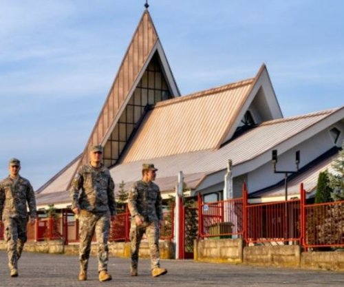 Ushtarët moldavë të KFOR-it patrulluan në Gjakovë