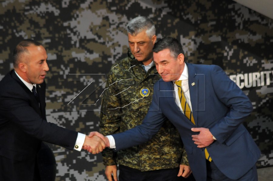 Mustafa: Amerika s’lejoi që as unë e as Thaçi ta krijonim ushtrinë, meritat i takojnë Haradinajt