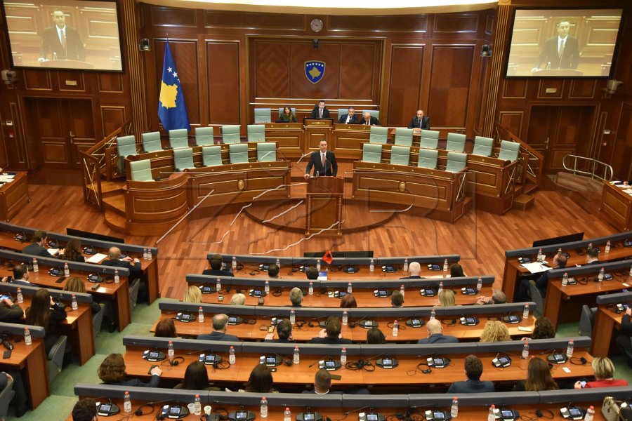  Deputetët e LVV së nuk kanë faj   Pacolli fajëson opozitën për dështimin e mandatit të Konjufcës