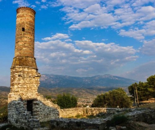 “Travel and Tour World” - Xhamia e Kuqe e Beratit, kryevepra arkitekturore që duhet vizituar