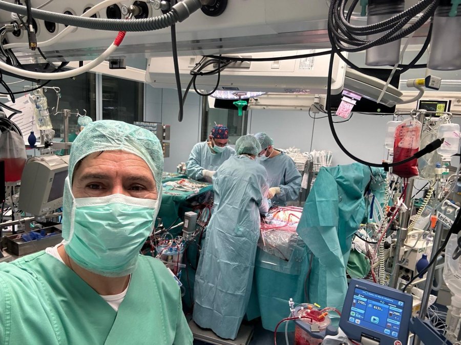 transplantohet-zemra-e-400-te-ne-kliniken-e-düsseldorfit-suksesi-i-radhes-i-kardiokirurgut-shqiptar-dr-bedri-ramadani