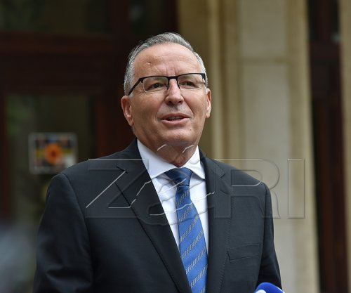 Bedri Hamza në përmbylljen e fushatës: Nesër vendoset fati i Kosovës