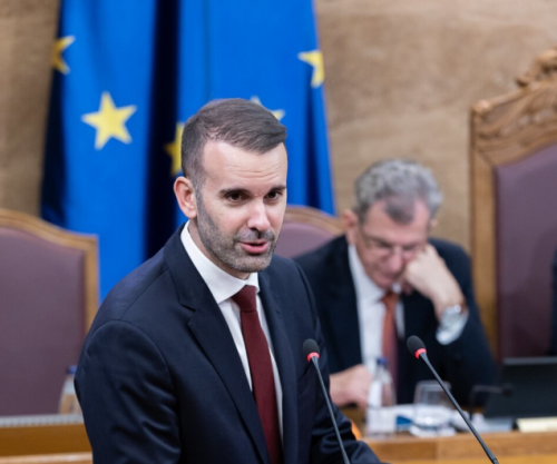 Mali i Zi thotë se do ta ashpërsojë regjimin e vizave për shtetasit rusë