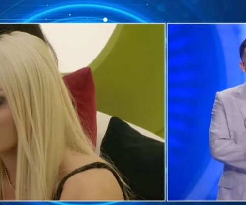 Alaudini nis të qajë gjatë debatit me Benitën, teksa përfshihet nga emocionet pas klipit bullizues ndaj Elijonës [video]