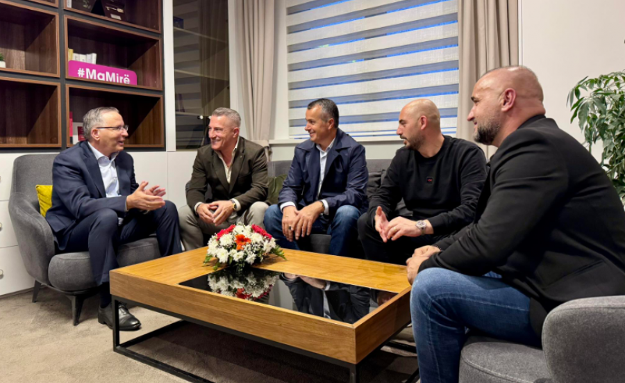 Hamza takon Xhakën e strukturat e PDK-së në Zvicër: Kontributi i mërgatës tejkalon çdo kufi