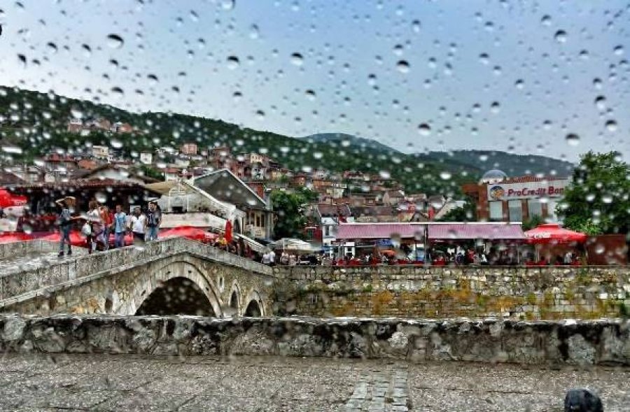 Komuna e Prizrenit ka filluar sanimin e dëmeve nga reshjet e shiut