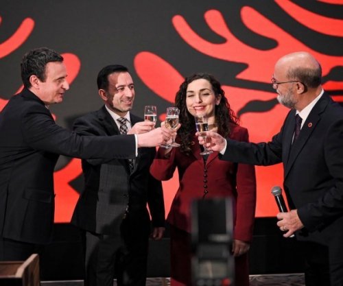 Basha: 28 Nëntori na mban bashkë dhe na kujton sakrificat shekullore