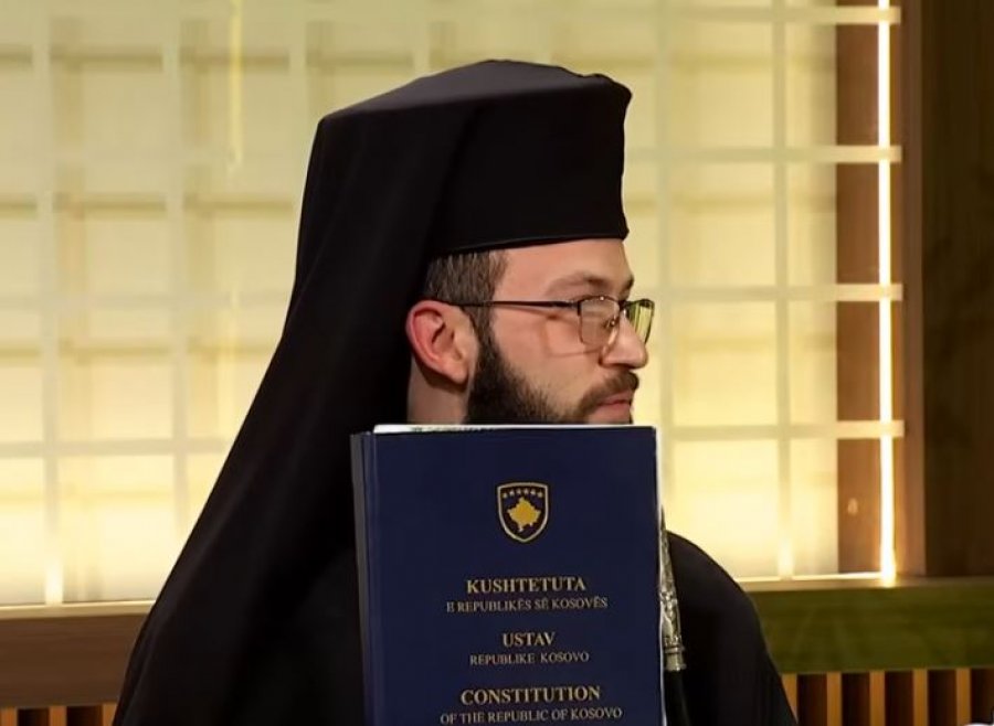 Atë Nikolla  Pesë mijë shqiptarë të Kosovës janë ortodoksë