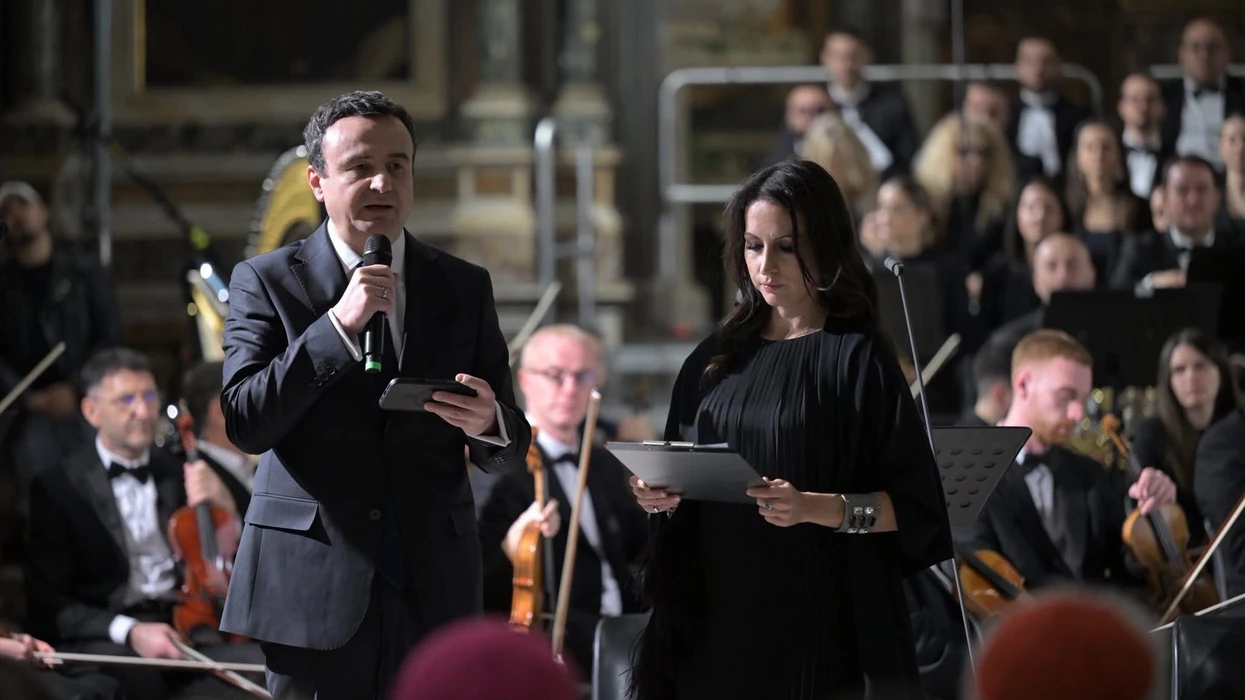 Kurti mbajti fjalim në Vatikan  ambasadori Miftari reagon ndaj tij për organizimin e vizitës