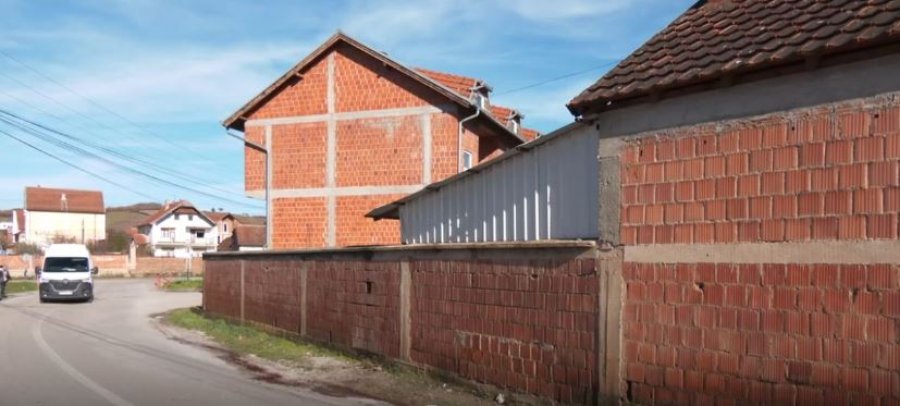 Flet vëllai i gruas që u sulmua nga ish-burri me sëpatë, tregon si ndodhi e gjithë ngjarja