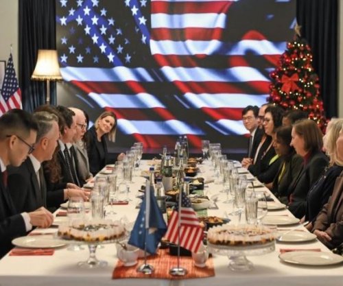 Kurti dhe Prattipati festojnë Ditën e Falënderimeve me drekë të përbashkët