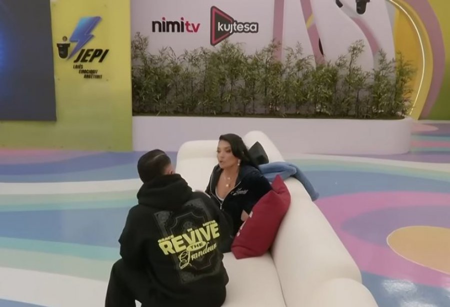 “Ta ha kulturën”, Shkurta eskalon ndaj Labinotit, pasi ky i fundit e kritikon për të shprehurit