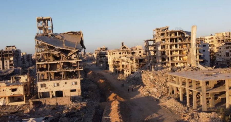 Hamasi i dorëzon Izraelit trupin e një prej tre pengjeve të fundit