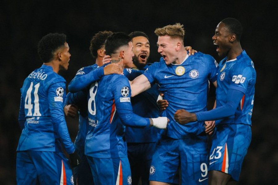 Chelsea fiton me rezultat bindës ndaj Barcelonës