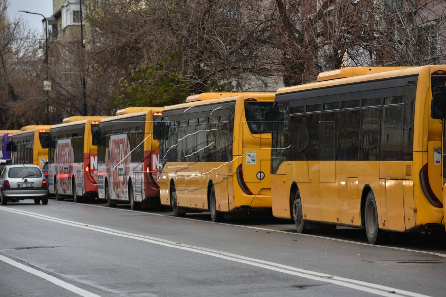 Protesta e 17 shkurtit  Trafiku Urban do të jetë pa pagesë