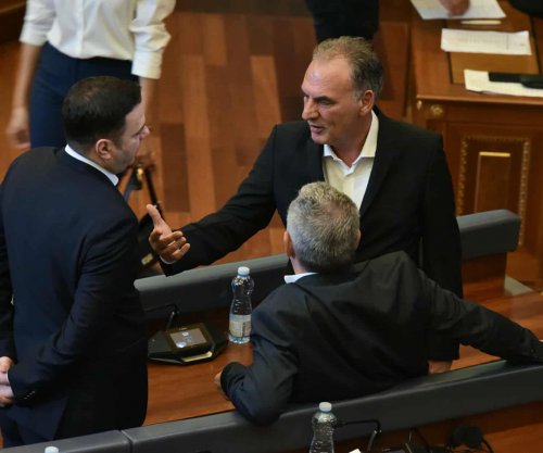 Fatmir Limaj: S’ka koalicion me PDK-në, jemi në kontakt me LDK-në për të arritur marrëveshje