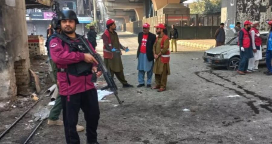 Pakistani kryen sulme ndaj Afganistanit  humbin jetën 9 fëmijë dhe një grua