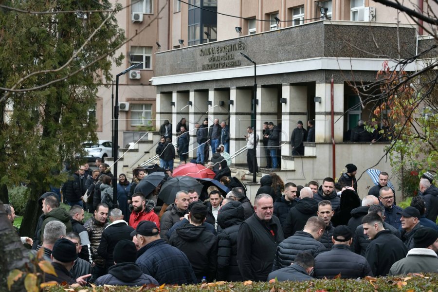 Punëtorët e “Trafikut Urban”, shpresë te mbledhja e jashtëzakonshme nesër e Kuvendit të Prishtinës