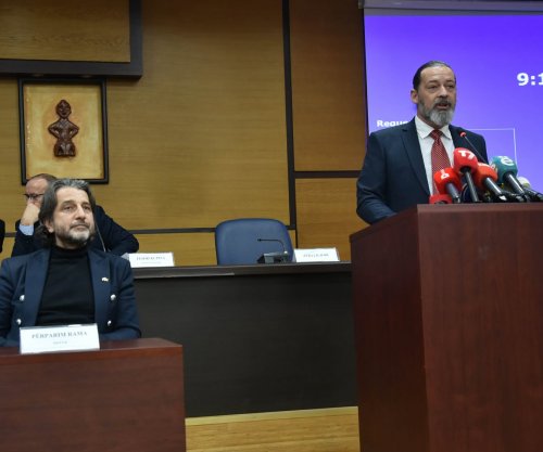 Akuza dhe kundërakuza mes Ramës dhe Sveçlës në mbledhjen e jashtëzakonshme