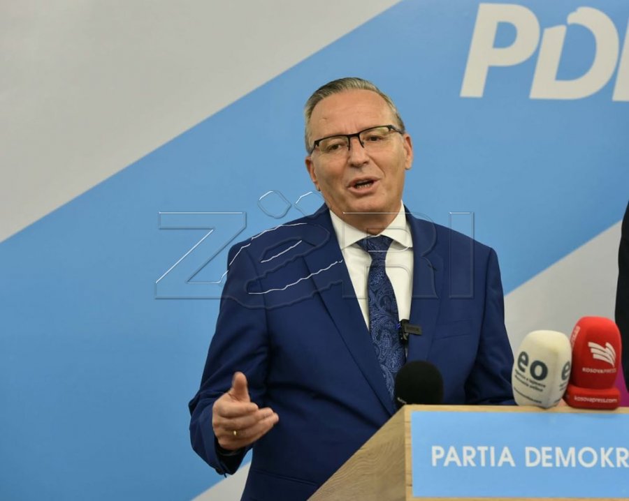 Hamza thirrje diasporës të regjistrohet për të votuar: Le të jetë 28 dhjetori ditë e festës