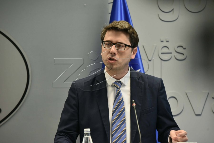 “Farsë politike”, Murati thotë se LVV-ja po e zgjidh buxhetin e Prishtinës që LDK-ja vetë e bllokoi