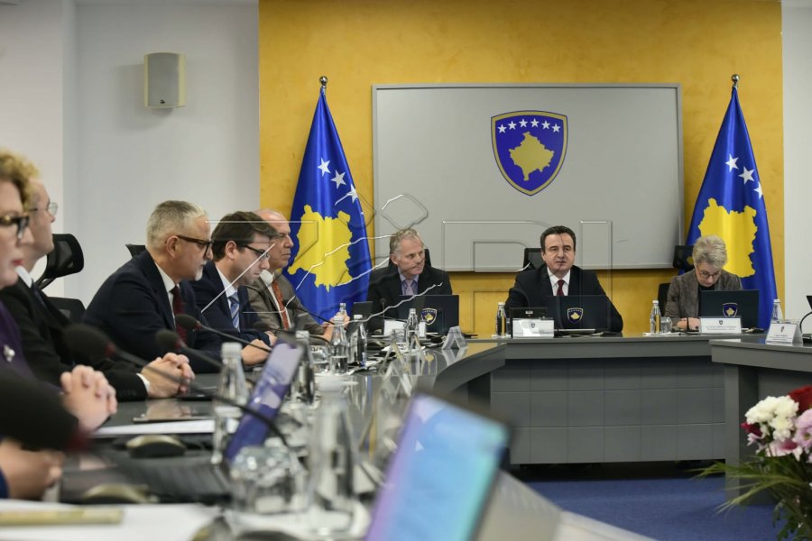 Qeveria në detyrë merr dy vendime në mbledhje elektronike