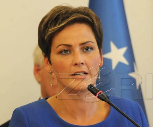 Ardita Sinani: Serbia mohon flamurin kuqezi, por nuk i thyen shqiptarët