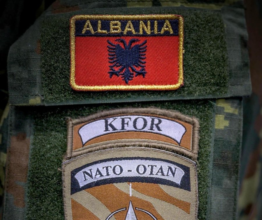 KFOR-i uron Shqipërinë për 28 Nëntorin
