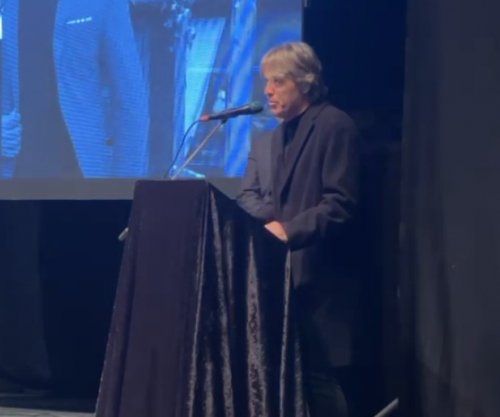 “Shpat, do ta bëjmë atë duet në botë tjetër”, përlotet Arif Ziberi i “Elita 5” gjatë fjalimit të tij