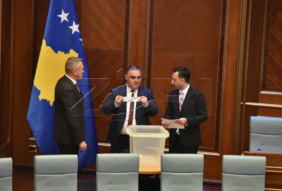 Jashari: Nëse opozita voton pro nënkryetarit serb, LVV-ja do t’i sulmojë politikisht
