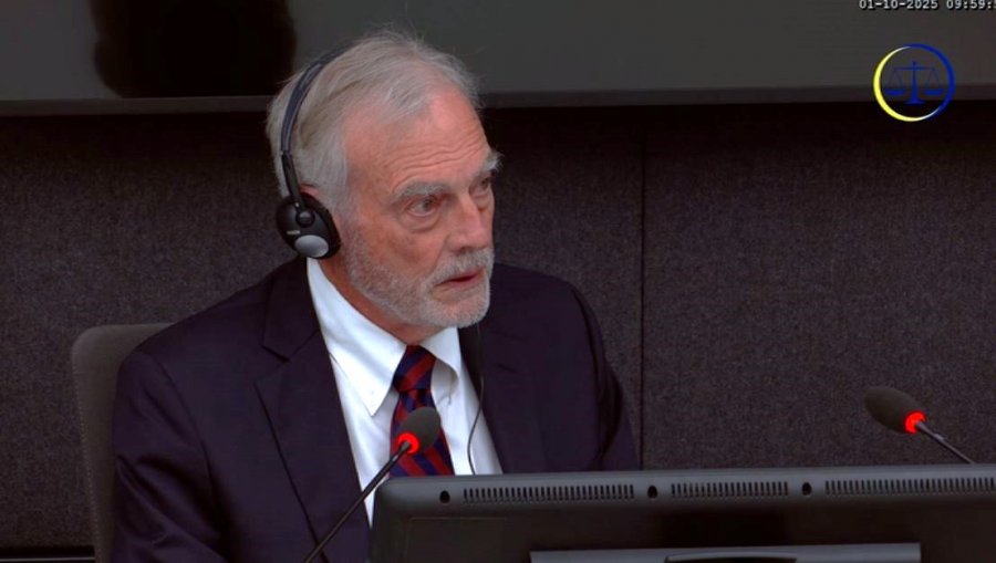 Covey: Sulmi ndaj familjes Jashari bëri që një fluks i madh njerëzish t’i bashkohen UÇK-së