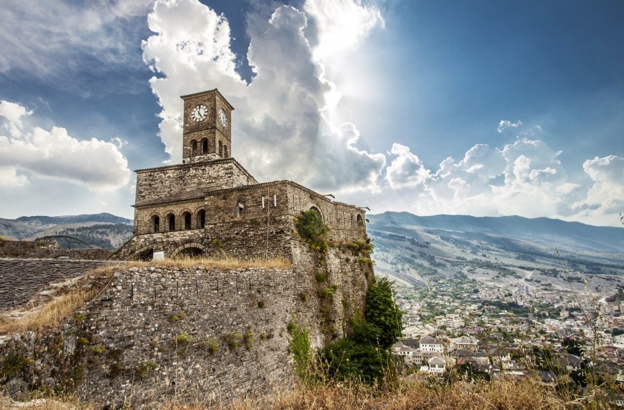 Sahati i kalasë së Gjirokastrës rikthehet në funksion pas shumë vitesh