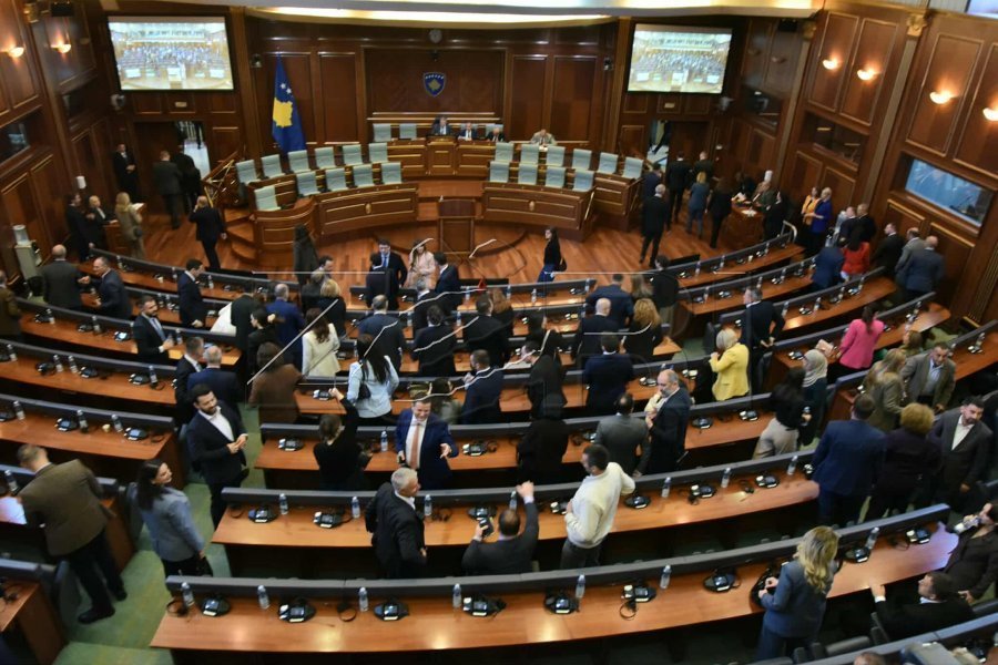 Kuvendi nën masë të përkohshme, Kushtetuesja ende s’publikon aktgjykimin