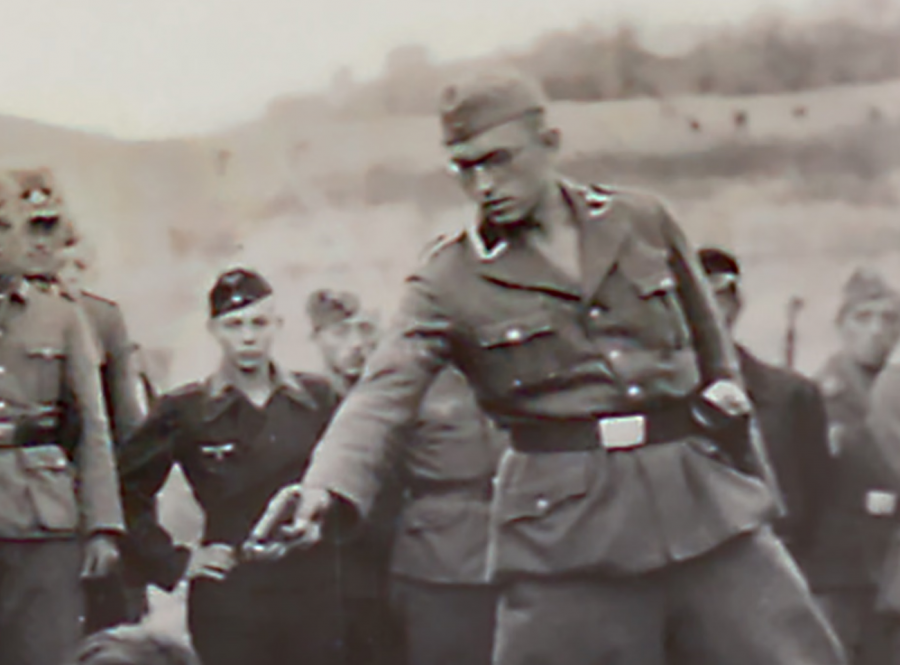 Historiani gjerman përdor inteligjencën artificiale për të zbuluar foton më famëkeqe të Holokaustit