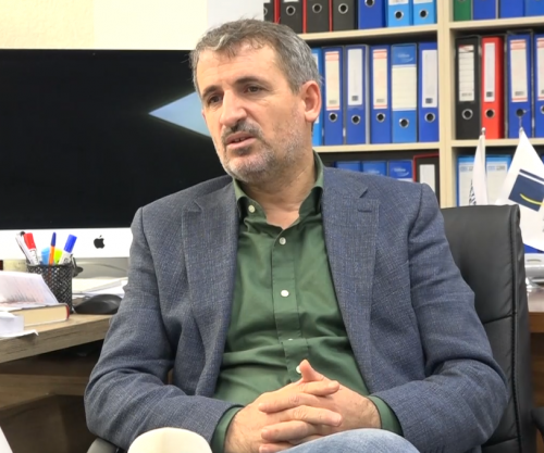 Miftaraj ironizon me Rrustemin: Shpresojmë që nuk të shkon mendja me kërkua me i mbyll ambasadat