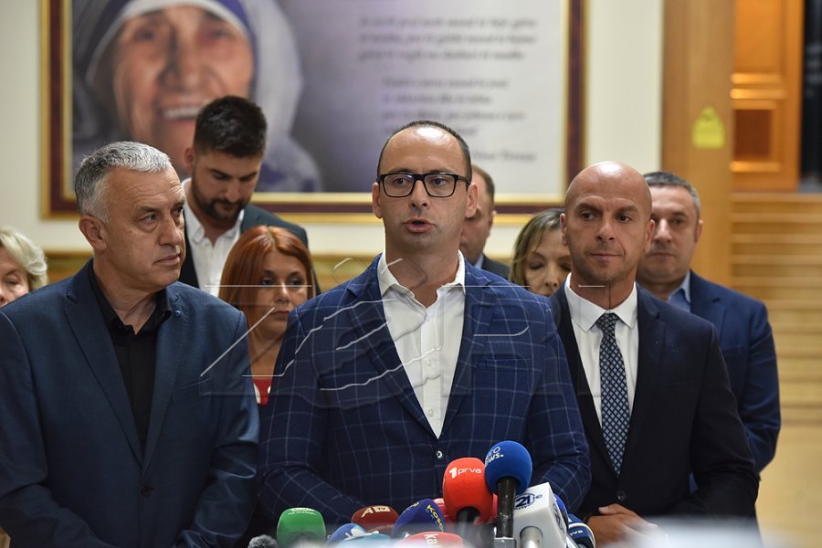 Kusari-Lila: Ne s’kemi votë për askënd nga deputetët e Listës Serbe për nënkryetar të Kuvendit