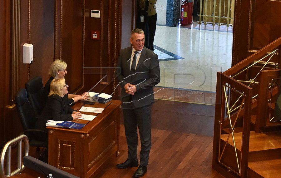 Rashiqi njofton se nuk kandidon më për Nënkryetar të Kuvendit: Nuk shoh më hapësirë, gjykata ishte e prerë