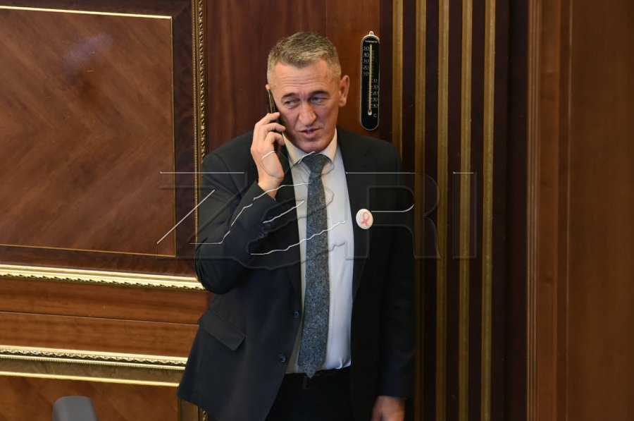 Konstituohet Kuvendi, Nenad Rashiq zgjidhet nënkryetar i Kuvendit