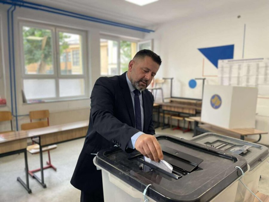 Bekë Berisha fton qytetarët e Prishtinës të dalin masivisht në votime