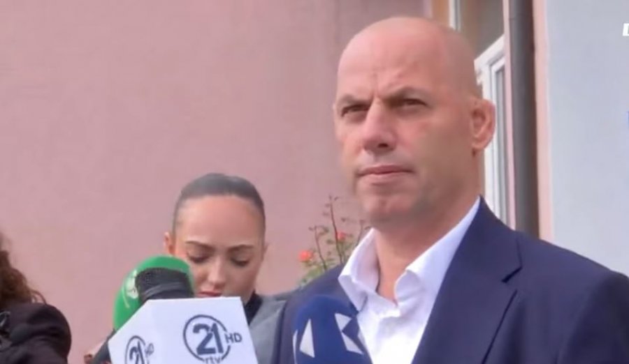 Lladrovci fton qytetarët që të votojnë, thotë se kanë evidentuar disa probleme nëpër oborre të shkollave