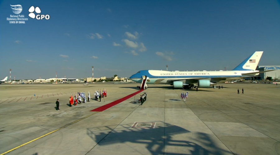 Trumpi largohet nga Izraeli
